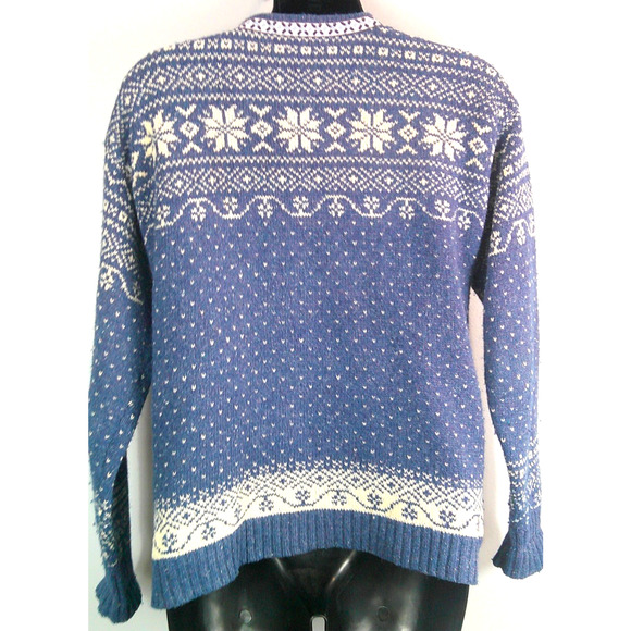 Northern Isles Women's Petites Small Blue Sweater with Ornate Silver Buttons - Picture 4 of 5